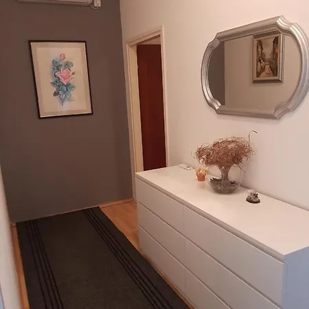 Apartment Viki Lozovac Extérieur photo